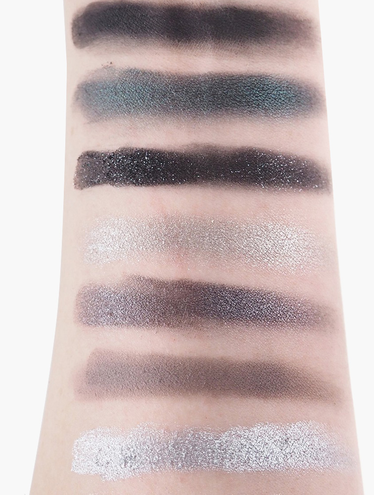 MyRunway Shop Revlon Colorstay Looks Book Eyeshadow Palette Rocker